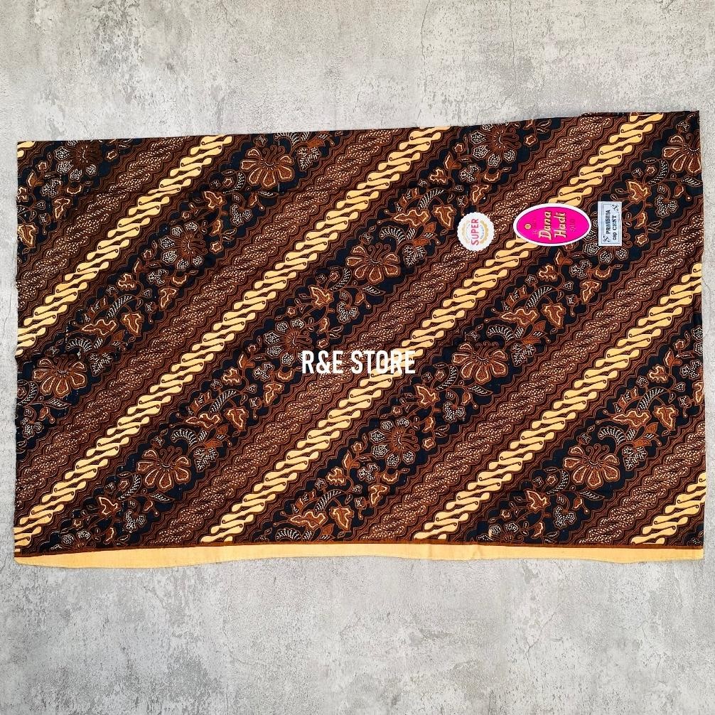 YZ Kain Batik Dana Hadi Solo Cap Cent Kain Panjang Jarik Melahirkan