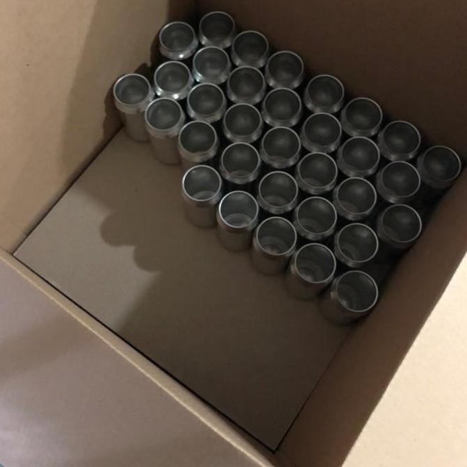 

.........] Dus kaleng 51x51x51