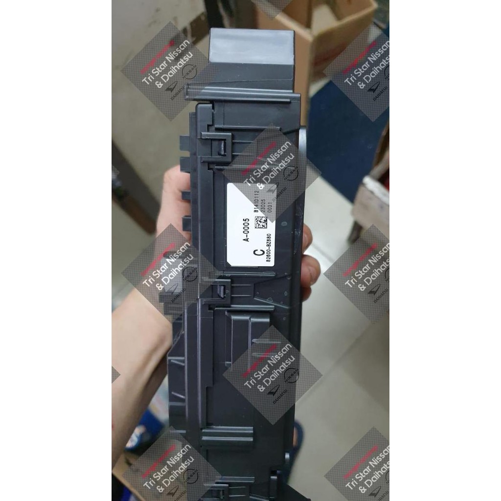 Terlaris Original Fuse Box Sekring Avanza Xenia Veloz 82600-Bz680 82600-Bz060 Ready Stok