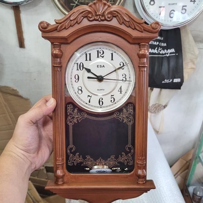 TERBARU - Jam dinding bandul dan bunyi perjam esa motif kayu