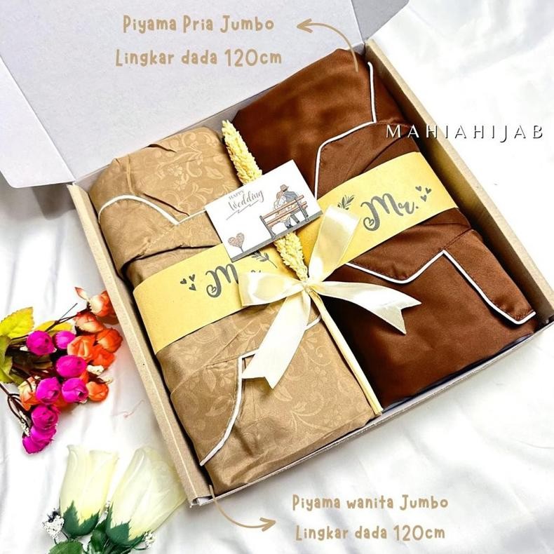 Ready Kado Pernikahan Piyama Jumbo / Gift Set Box Piyama Couple Pasangan / Kado Souvenir Wedding,Ann