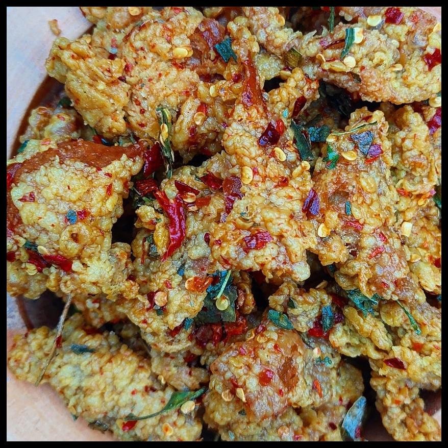 

KULIT AYAM PEDAS CRISPY [ 100GR ] BUMBU REMPAH ASLI DAUN JRUK ( BEST SELLER )