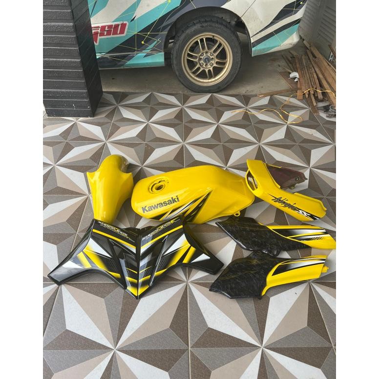 Body Set Ninja SS Kuning Original Repaint