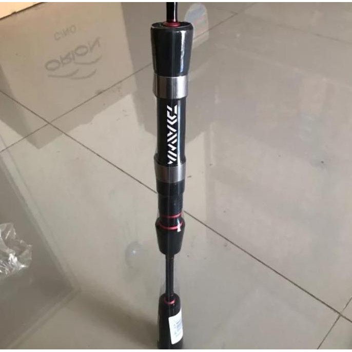 

Terlaris Joran Ul Daiwa Laguna 180Cm Bos Pancing Bk