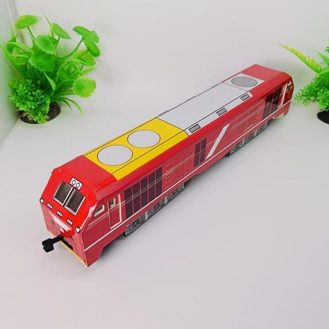 MINIATUR LOKOMOTIF CC 300