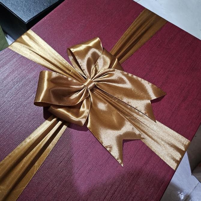 

ready KOTAK KADO MERAH HATI BAHAN HARD BOARD BOX HADIAH SPESIAL