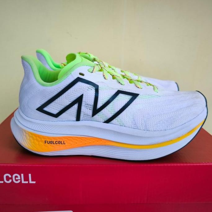 Ready Stock Sepatu Wanita New Balance Fuelcell Sc Trainer V3 (100% Ori)