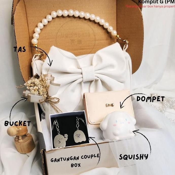 

Tersedia KADO ULANG TAHUN CEWEK / HADIAH PESTA / GIFT BOX / HAMPERS ULANG TAHUN / HADIAH ULANG TAHUN