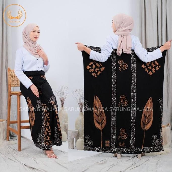 Tersedia SARUNG MBAK SANTRI perempuan WANITA GOYOR AQIL CAP MOTIF TERBARU DARI WAJADA SARUNG BATIK S