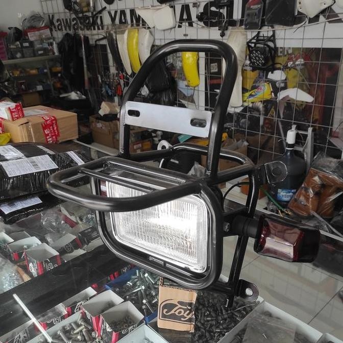 Braket Headlamp TS 125 Custom