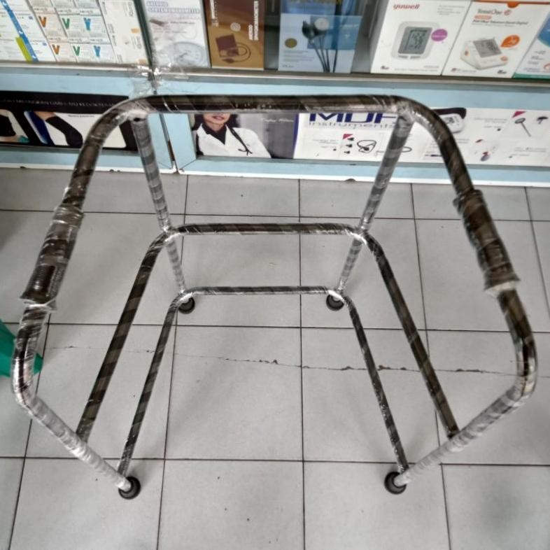 Exclusive Walker Tongkat Alat Bantu Jalan Dewasa / Walker Lansia / Tongkat Bantu Jalan Dewasa Diskon