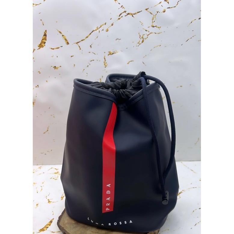 sfI Prada Beauty Collection AST