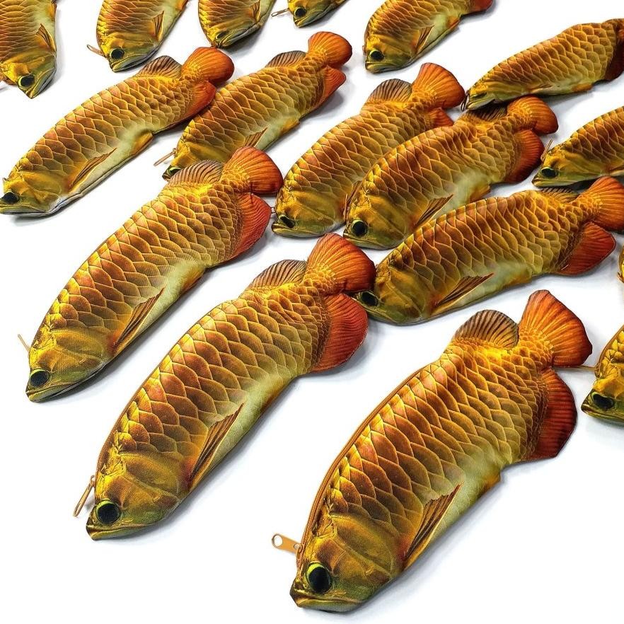 

Pouch atau kotak pencil Ikan Arowana favorit penggemar Ikan Hias Arwana