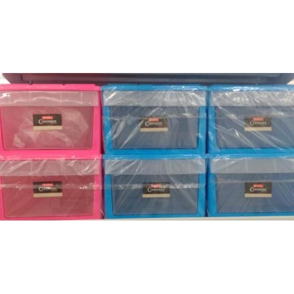 

Terlaris Box Plastik / Kotak Penyimpanan Serbaguna / Family Box Lion Star Cb 8