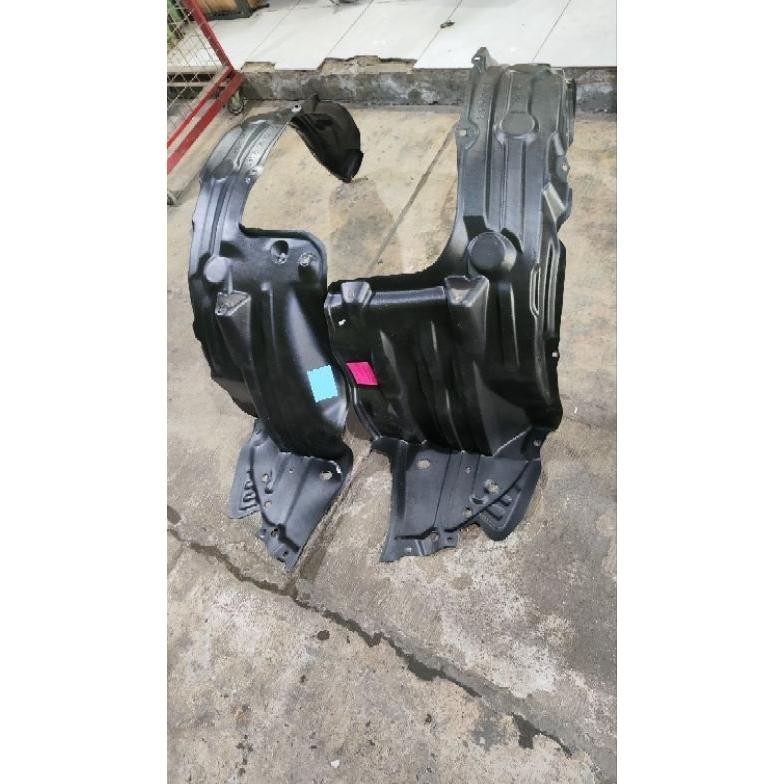 Liner fender innova / penahan lumpur Innova 2008-2014 / liner innova / liner inova