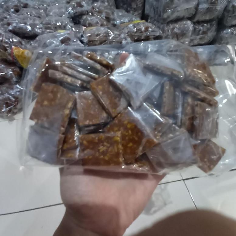 

Permen Enting-Enting Kacang / Tingting Kacang