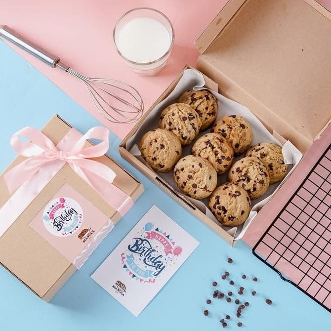 

Kolacica Special Box Birthday Edition Soft Baked Cookie