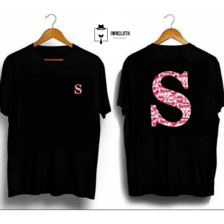 Promo Kaos Inisial Nama Huruf S Kiss Sablon Dtf T-Shirt Kaos Distro Pria Wanita