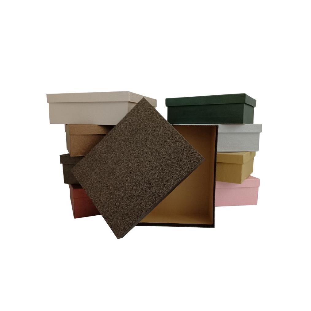 

MINDU PACKAGING KHUSUS BOX GIFT HARDBOX PREMIUM ( KADO / CHRISTMAS VALENTINE GIFT PACKAGING)