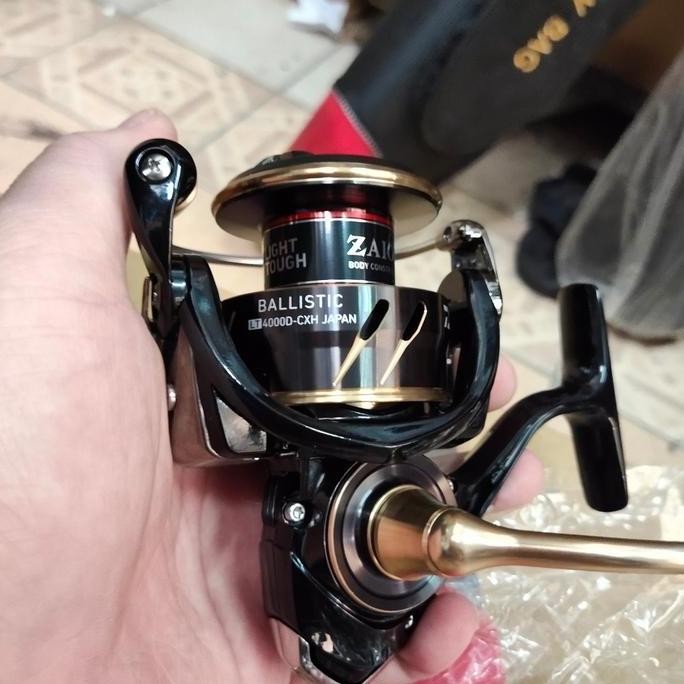 // reel daiwa ballistic made in japan 4000 cxh //