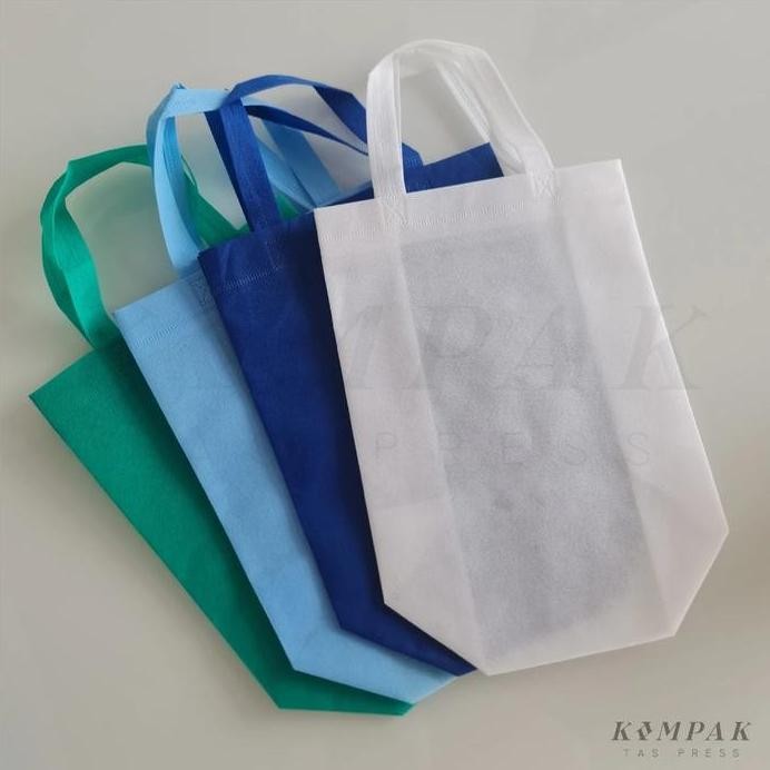 

ready stock 1 KODI/20 PCS (S) - 1 LUSIN/12 PCS ( M - L ) - Tas Spunbond Press Handle Box 3D Kantong Goodie Bag 20x30x12 25x35x12 30x40x12 cm