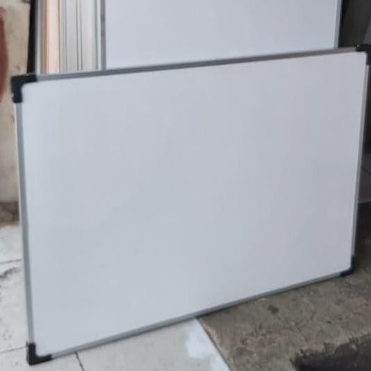 

Papan Tulis Gantung 60 X 120 Cm