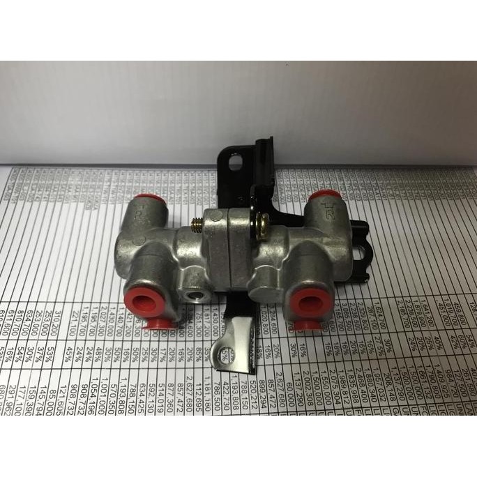 Pembagi Minyak Rem Honda Civic Genio,Estilo,Grand Civic,Nova,Wonder