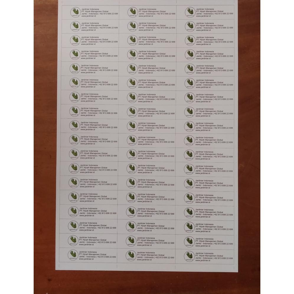

Cetak Print Gambar Kertas Anti Air | Ukuran A3 RB07