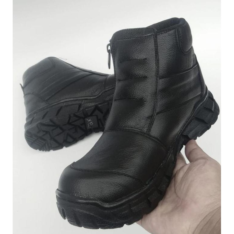

Terlaris Sepatu Safety Dubai Bahan Kulit Ujung Besi Sol Karet