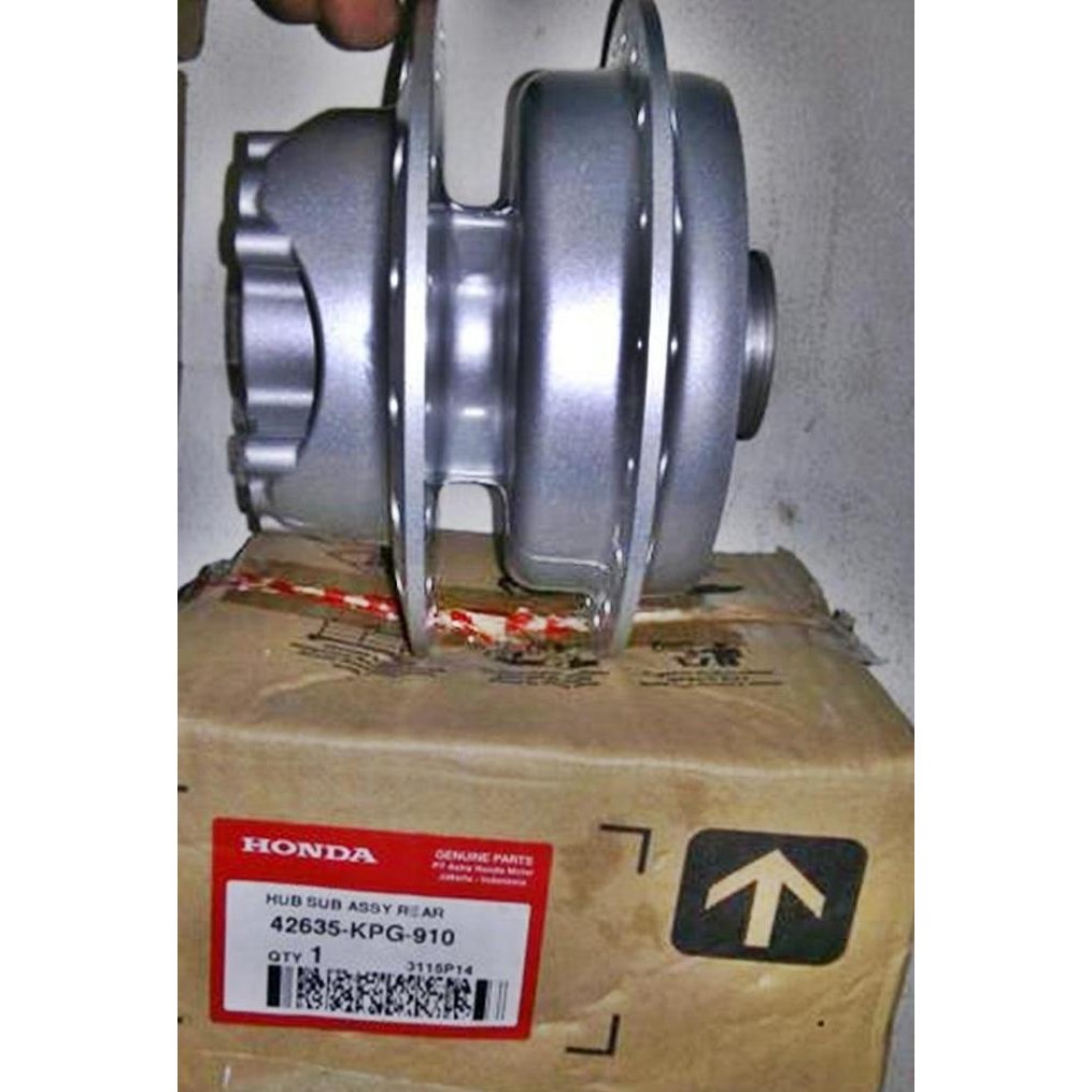 Tromol Belakang Supra X 125 Double Disc Orisinil AHM