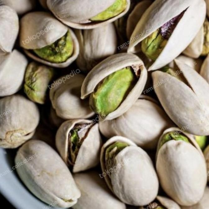 

Terlaris Kacang Pistachios 500 gr Arab Best seller