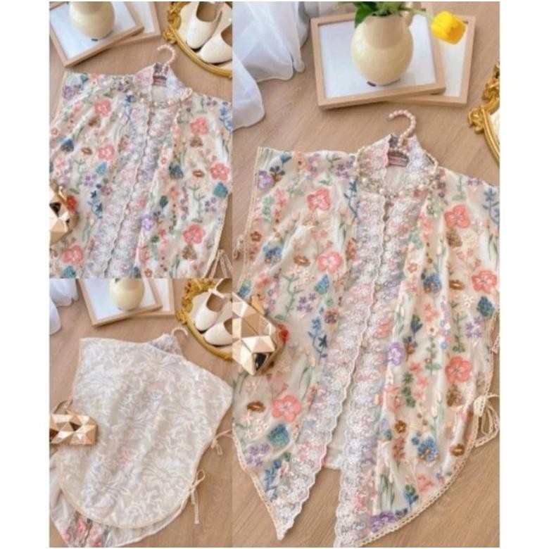 callula 3D blossom vest 1 dan 2/callula vest blossom/calluna outer by haidee orlin/calluna outer/ves