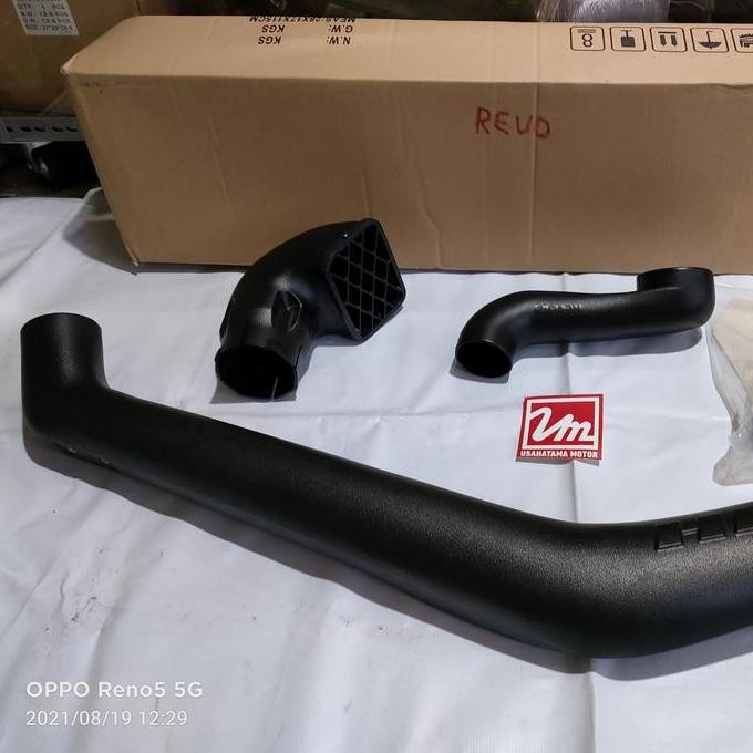 . Snorkel Hilux Revo