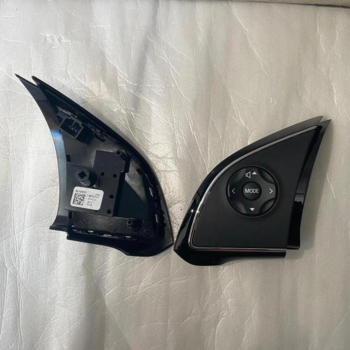 . Tombol stir audio stir Mitsubishi Xpander Original