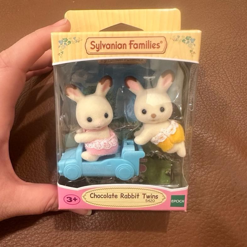 Sylvanian Families Chocolate Rabbit Twins AST