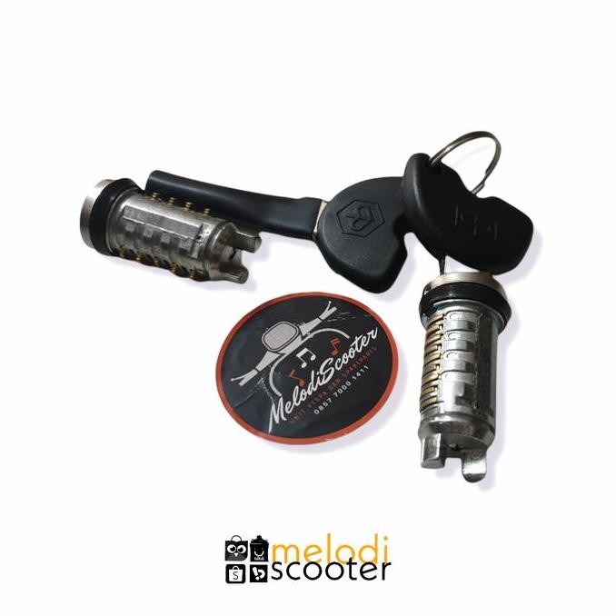 '' Kunci Kontak Dan Jok Piaggio Zip Fly Liberty ''