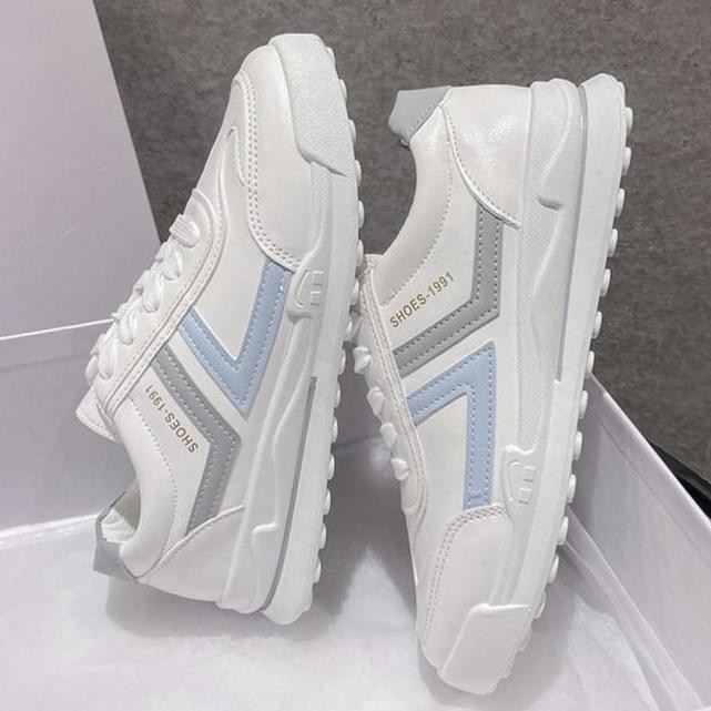 Sepatu Putih Sneakers Wanita Cewek Casual Kets Import Original Korea (Best Quality)