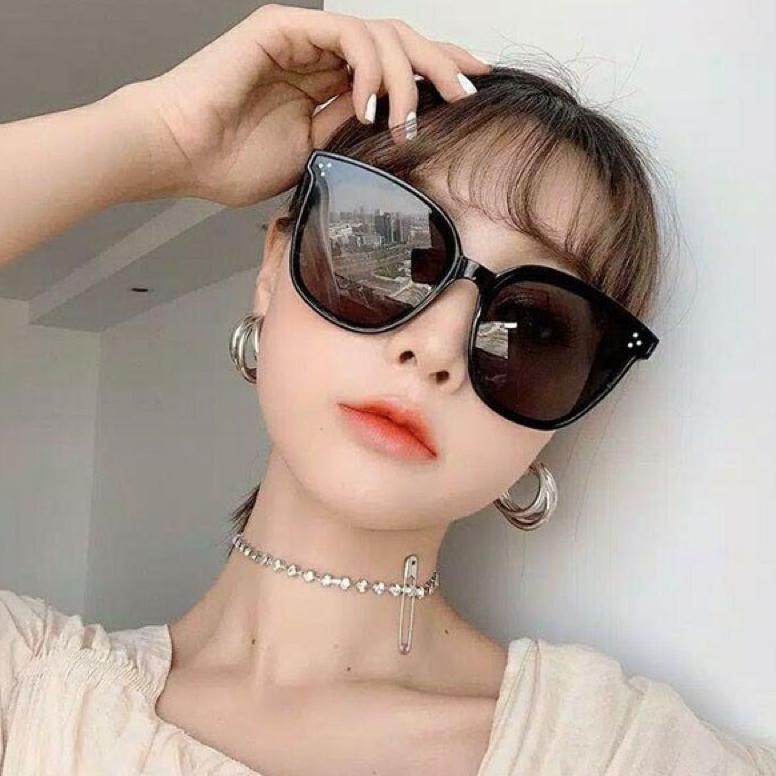 Kacamata Hitam Kekinian Fashion Hits Korea Murah Blink Pantai Motoran Anti Debu Plastik Stok Baru