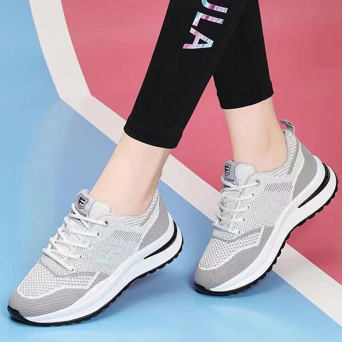 Sep019 (Tanpa Kotak) Sepatu Sneakers Wanita Motif Hwei Sporty Model Korea Fashion Casual Sport Santa