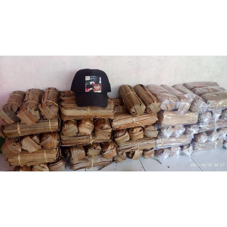 

Gula aren cianjur ( 1 kg selonjor) SV