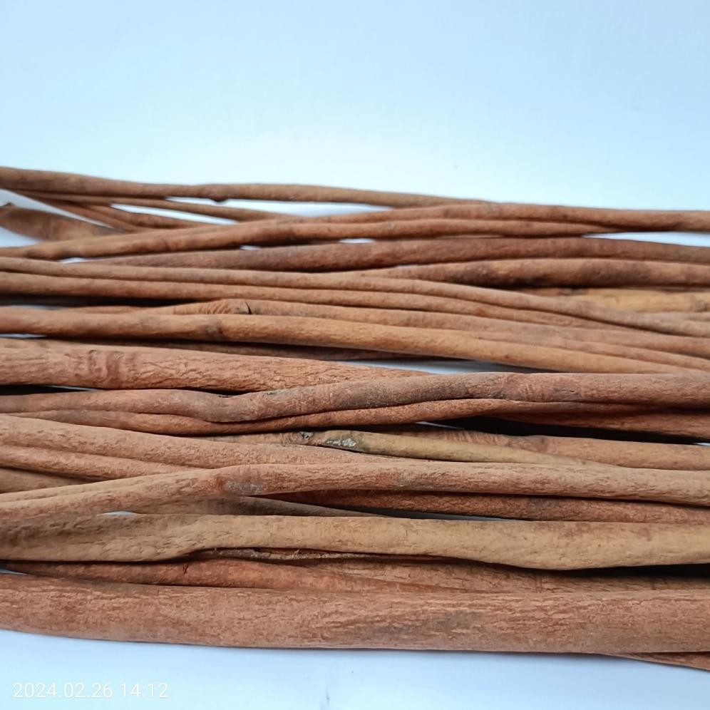 

KAYU MANIS STICK PREMIUM KAYU MANIS STICK 1KG KAYU MANIS KUALITAS EKSPOR