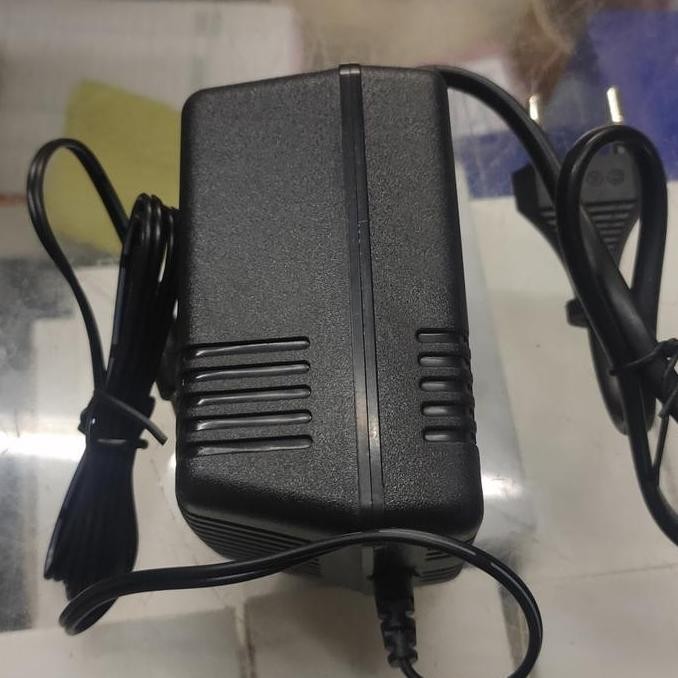 Adaptor Ac 9V 1A Input Ac 220V Merek Wf Adaptor Trapo Stabil