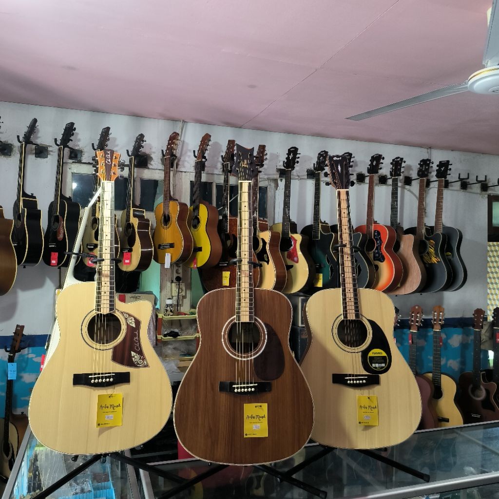 gitar akustik premium ada bonus lengkap