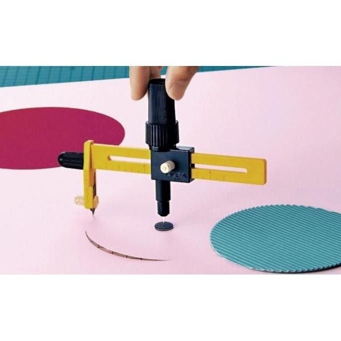 

ready !!! Olfa Cutter Pembuat Lingkaran CMP-1/DX Compass Cutter