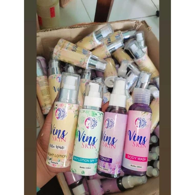 VINSKIN LOTION PEMUTIH / VINSKIN EXTRA WHITENING / LOTION VIRAL / VINSKIN EXTRA WHITENING / LOTION U