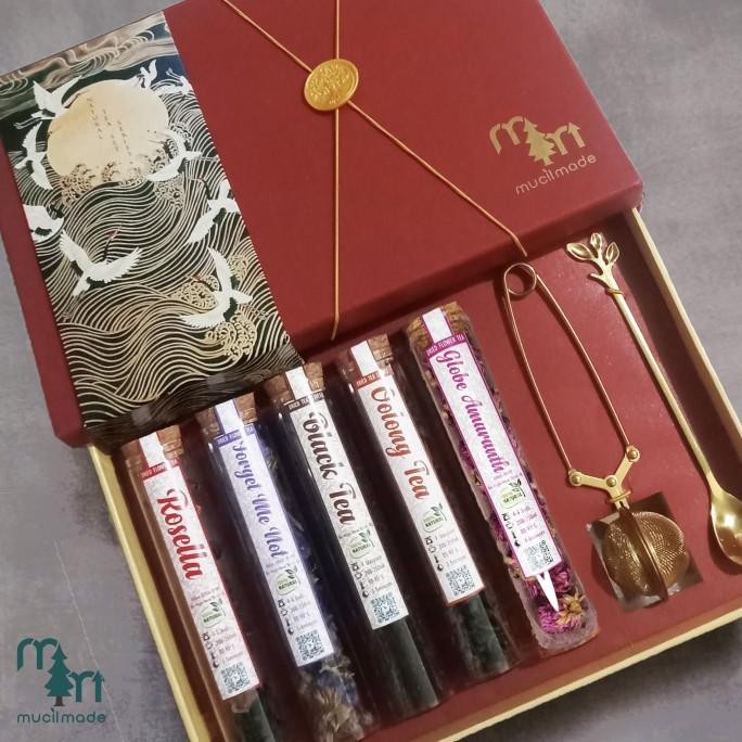 

Kado Paket Hadiah Mini Parcel Lebaran Idul Fitri Hampers Gift Set Madu Original Dan Terpercaya