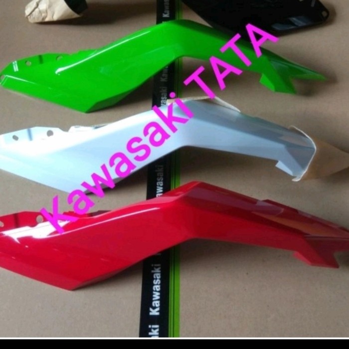 Cover body belakang, ninja 250 fi old. Original Kawasaki