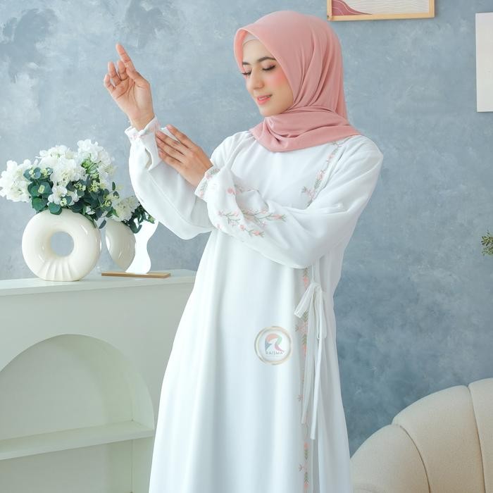 Murah Raisma - Ivanna Gamis Syar'i Putih Tulang Premium Elegan Model Verslah Kait Samping Kombinasi