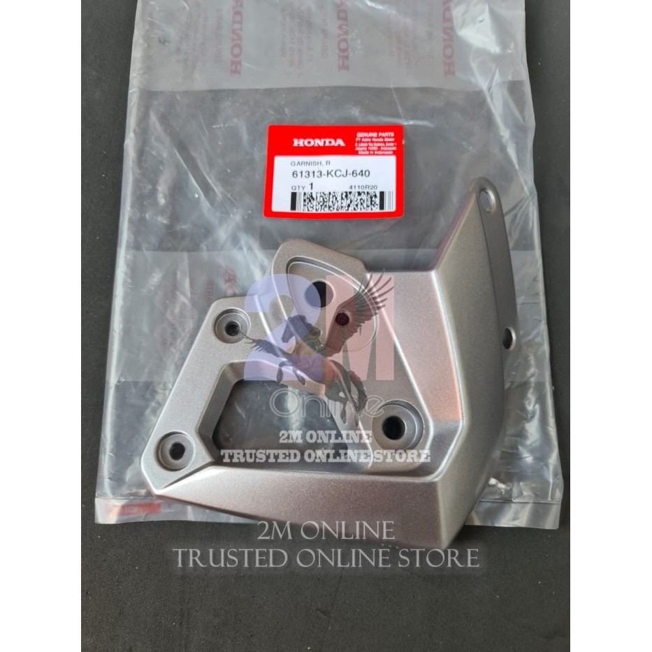 Garnish R Kupungan Lampu Kanan Tiger Revo Ori Ahm 61313-Kcj-640 Barang Langka