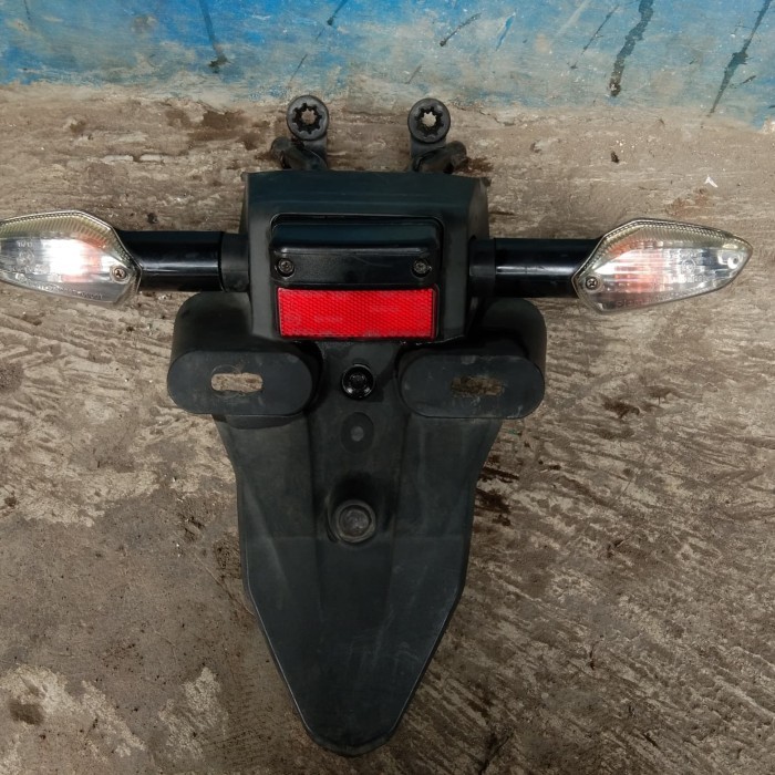 Spakbor Belakang Fullset Lampu Sein Cbr 150R K45 Original Barang Langka